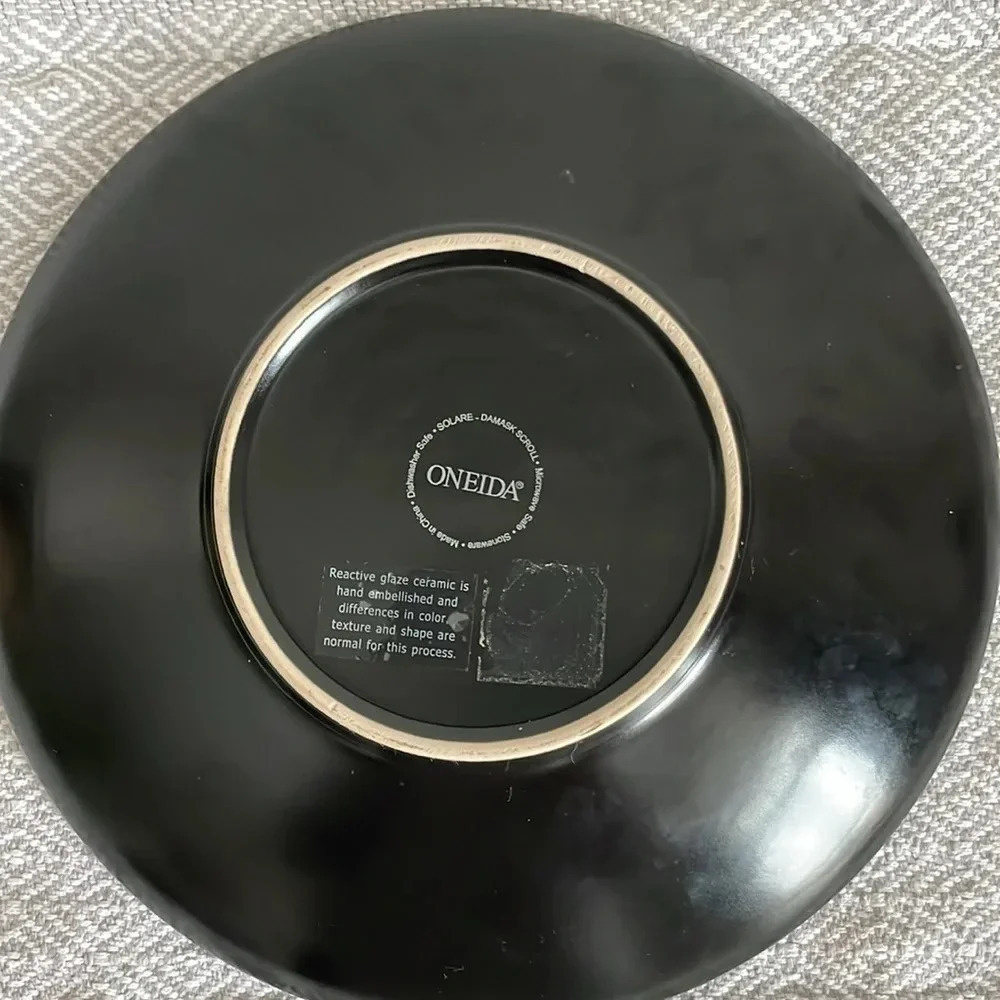 Oneida Ceramic  Plate - Picture 5 of 8
